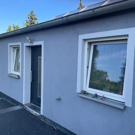 Ferienwohnung Mit Fussbodenheizung Nahe Messe, Gratis Parkplatz Und Abstellplatz E - Bike ハノーファー エクステリア 写真